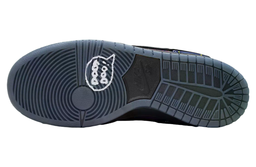 Nardwuar x Nike SB Dunk Low Pro - Image 5