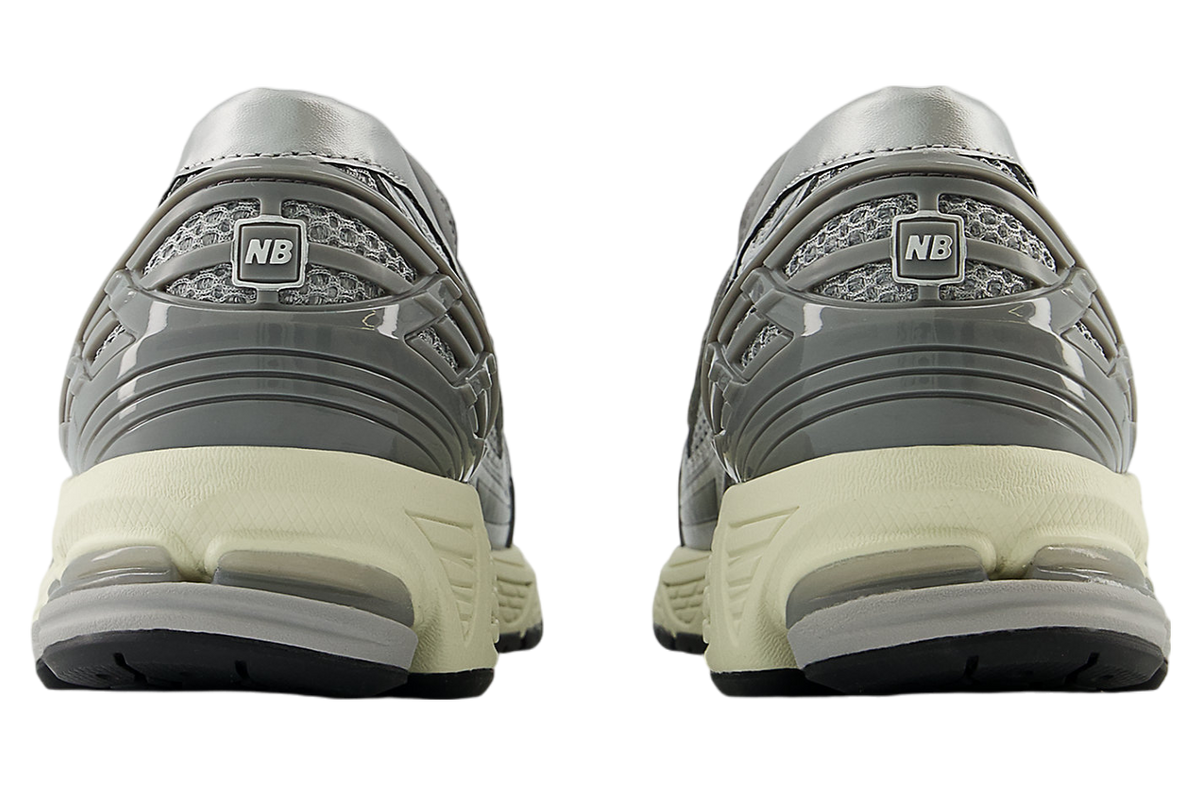 New Balance 1906L Loafer Metallic Silver - Image 6