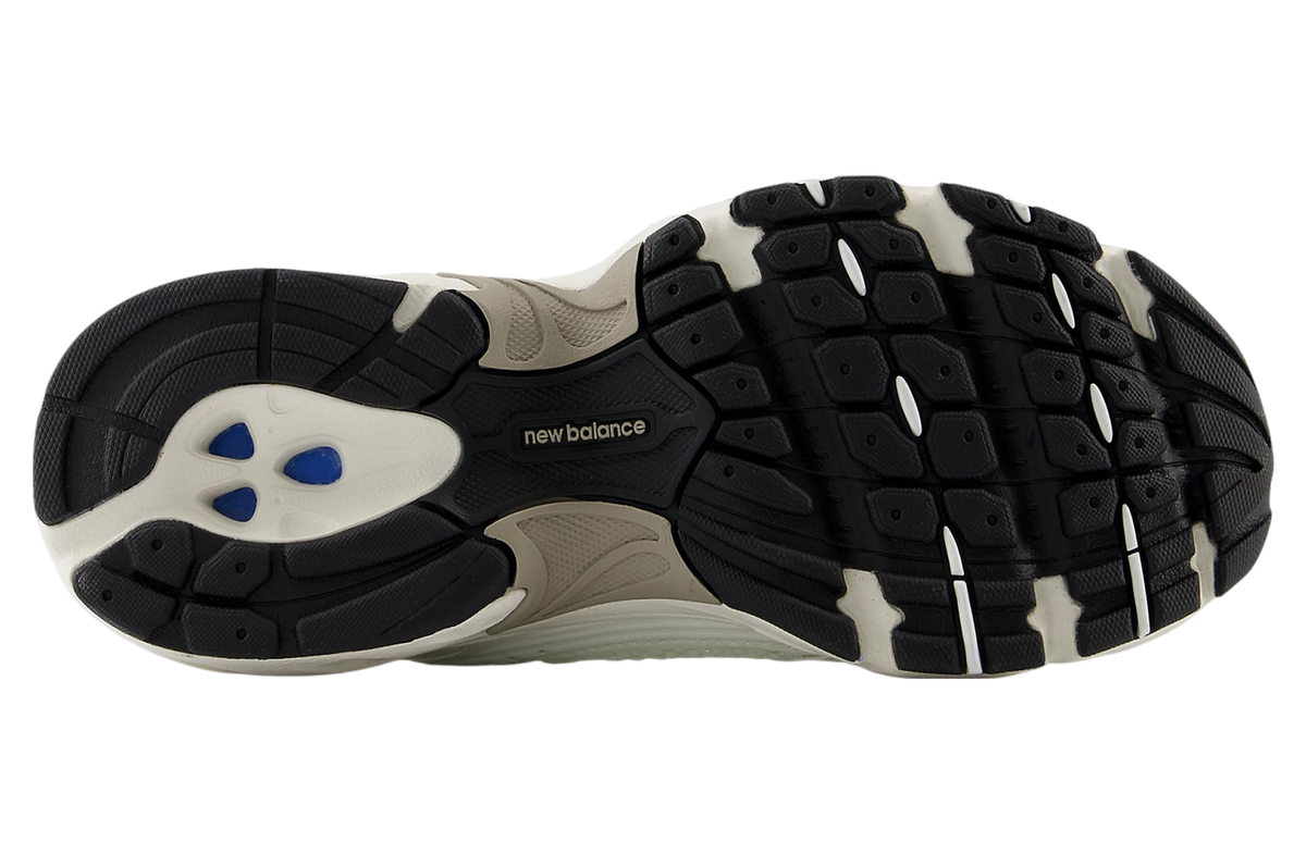 New Balance 530 Sea Salt / Arid Stone - Image 4