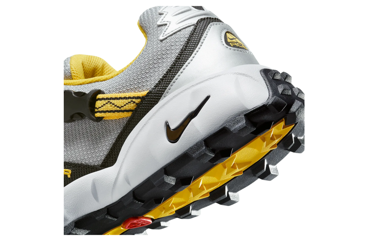 Nike ACG Phassad Black / Yellow Zest - Image 9