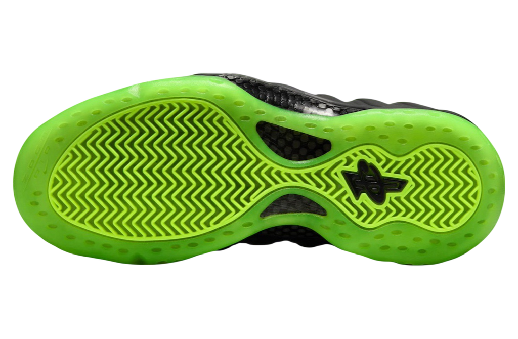 Nike Air Foamposite One Black Volt - Image 6