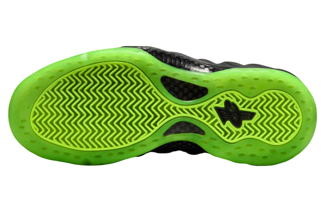 Nike Air Foamposite One Black Volt - Image 6