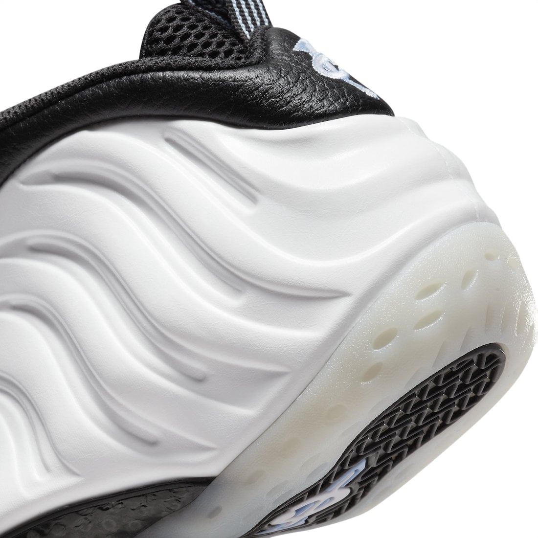 Nike Air Foamposite One Penny PE - Image 8
