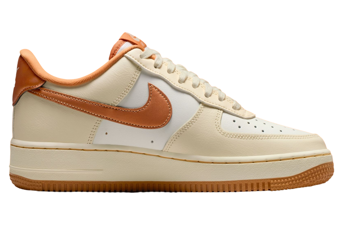 Nike Air Force 1 07 WMNS Coconut Milk / Sail - Image 2