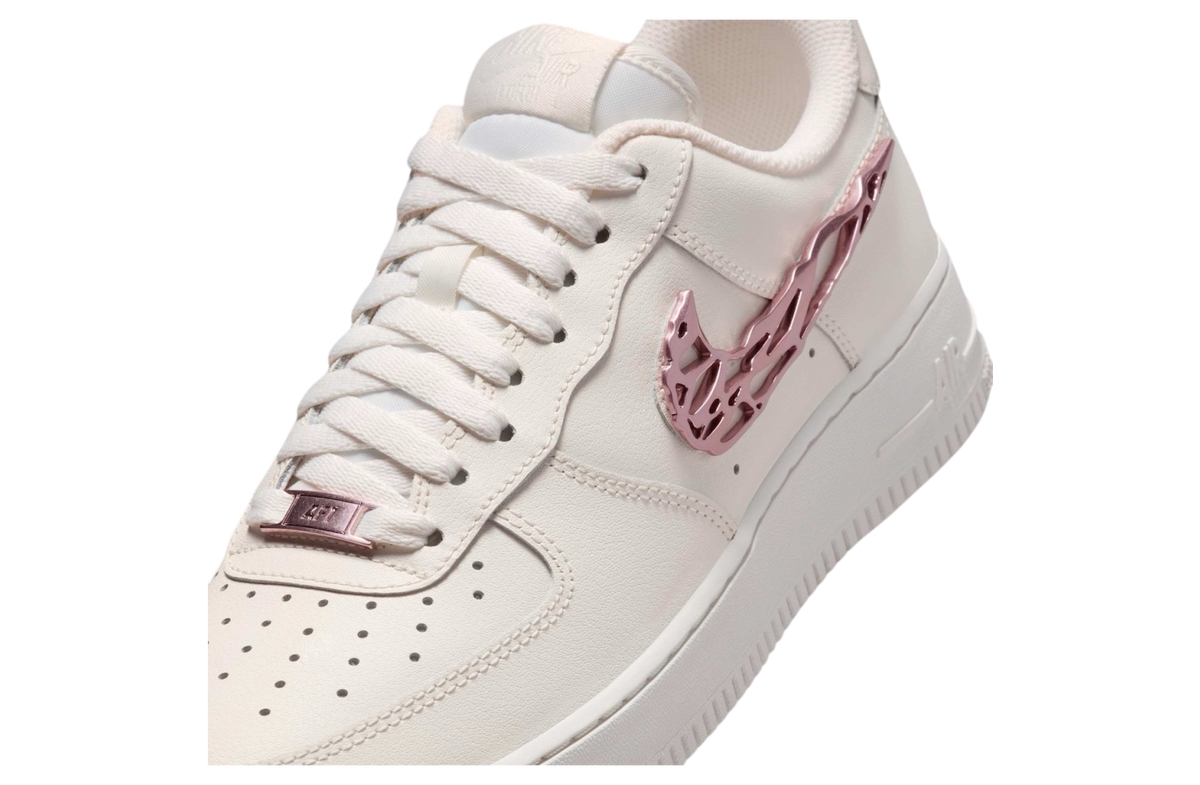 Nike Air Force 1 Low Molten Swoosh WMNS White / Pink - Image 7