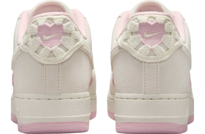 Nike Air Force 1 Low WMNS Valentine’s Day - Image 5