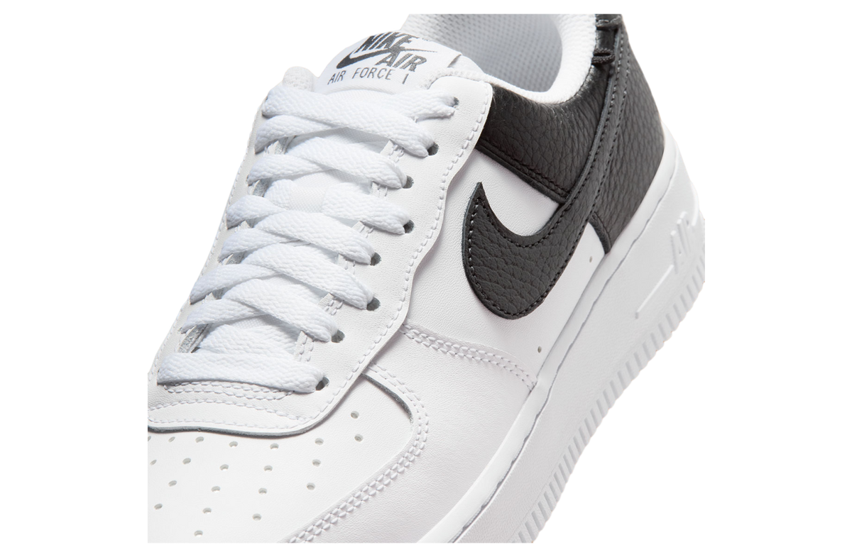 Nike Air Force 1 Low WMNS White / Black - Image 7
