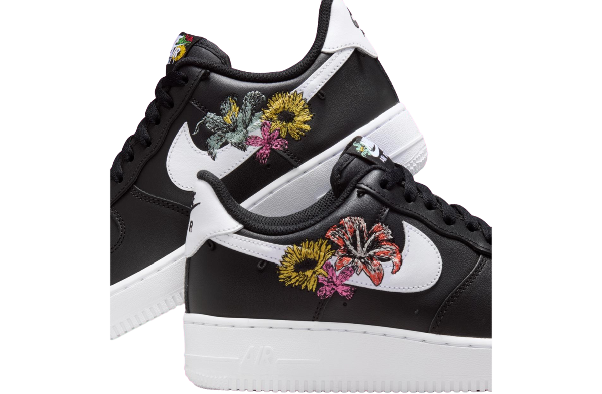Nike Air Force 1 Now Flowers Black / Metallic Gold - Image 2