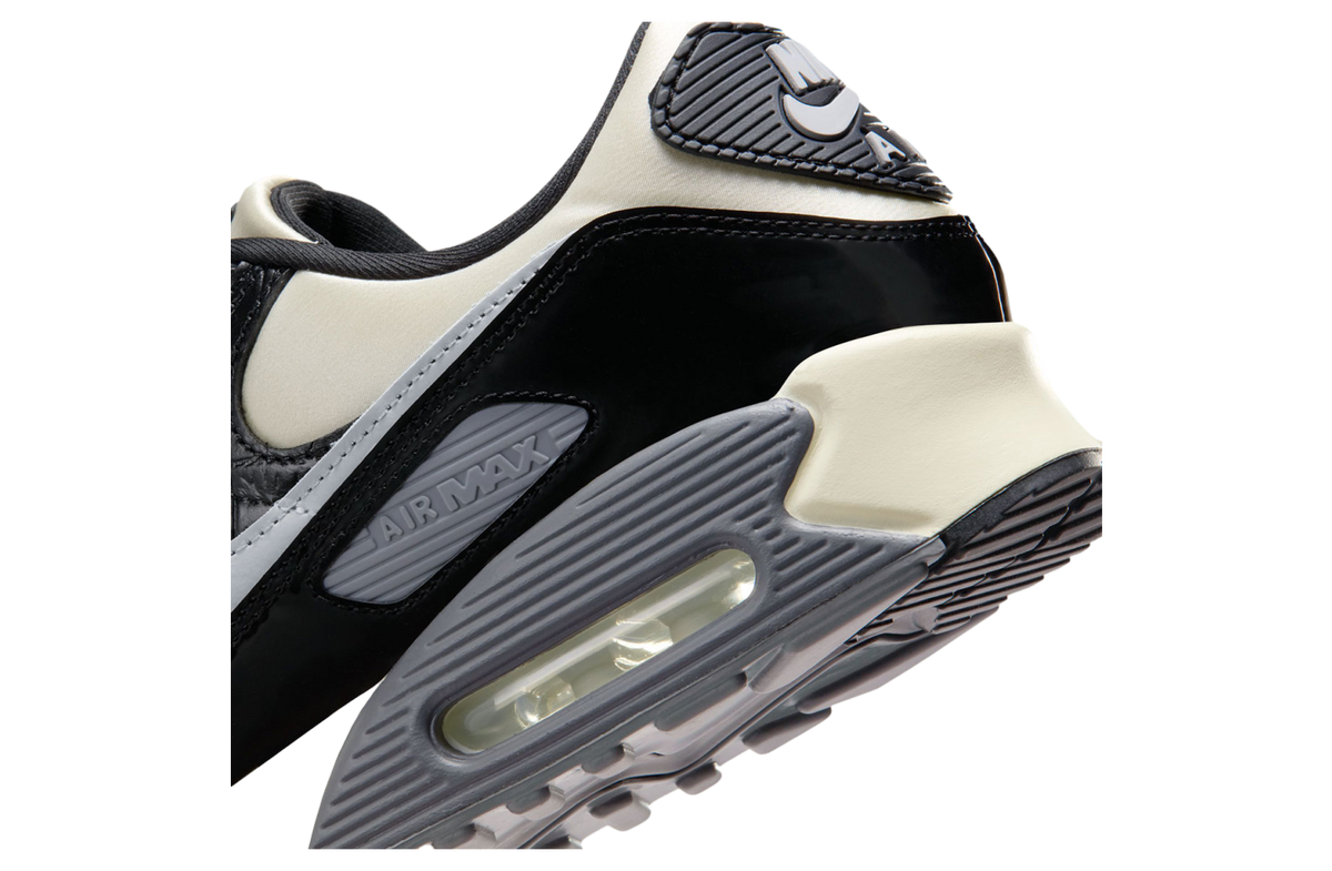 Nike Air Max 90 Coconut Milk / Black - Image 7