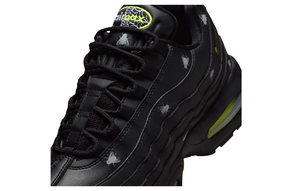 Nike Air Max 95 Black / Metallic Dark Grey - Image 5
