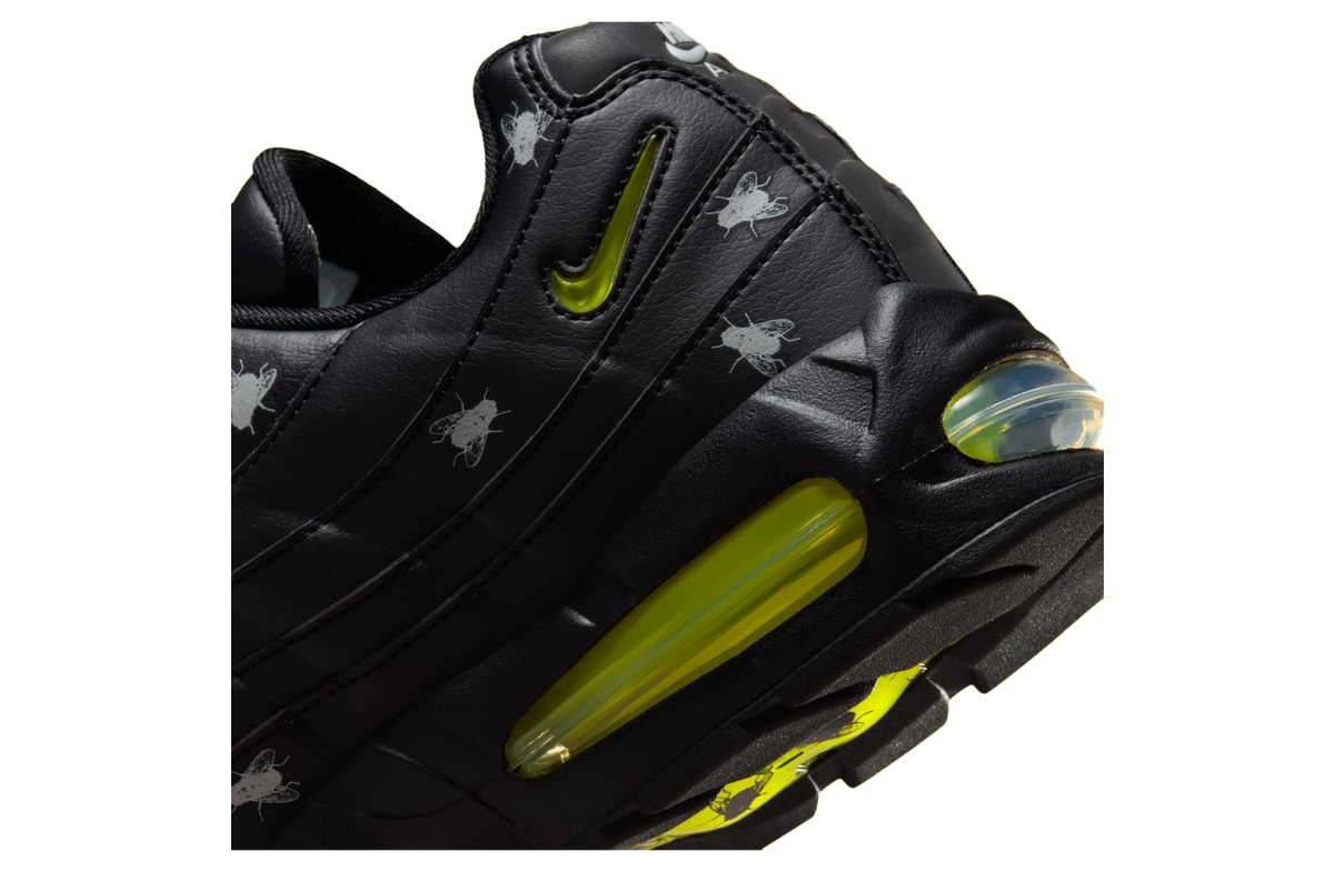 Nike Air Max 95 Black / Metallic Dark Grey - Image 7