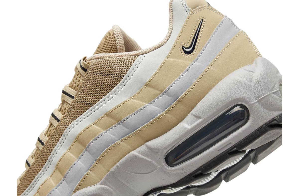 Nike Air Max 95 Desert Khaki / White - Image 6