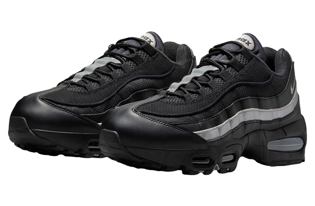 Nike Air Max 95 Metallic Silver / Black - Image 2