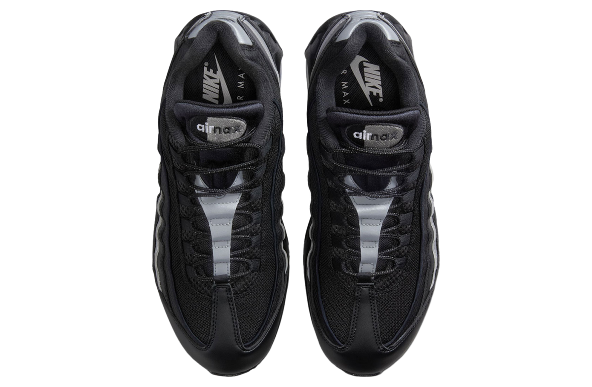 Nike Air Max 95 Metallic Silver / Black - Image 4