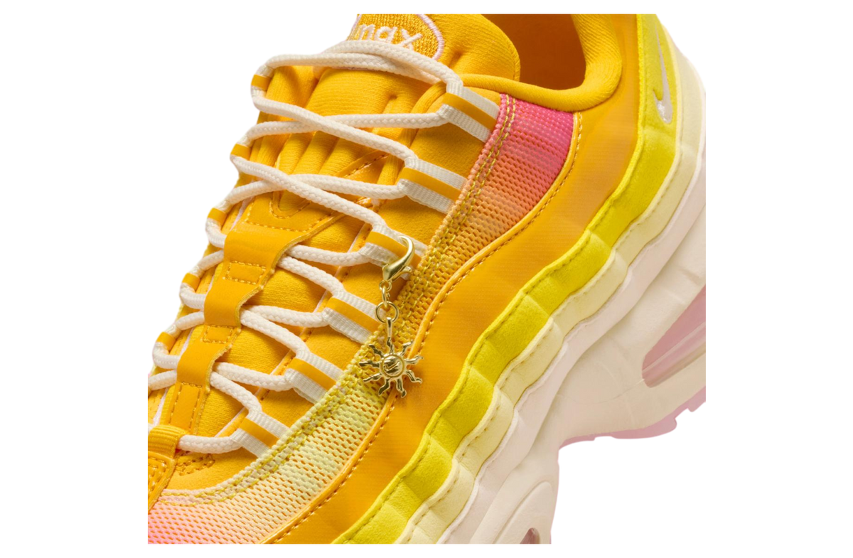 Nike Air Max 95 Sunrise Phantom / Light Crimson - Image 2