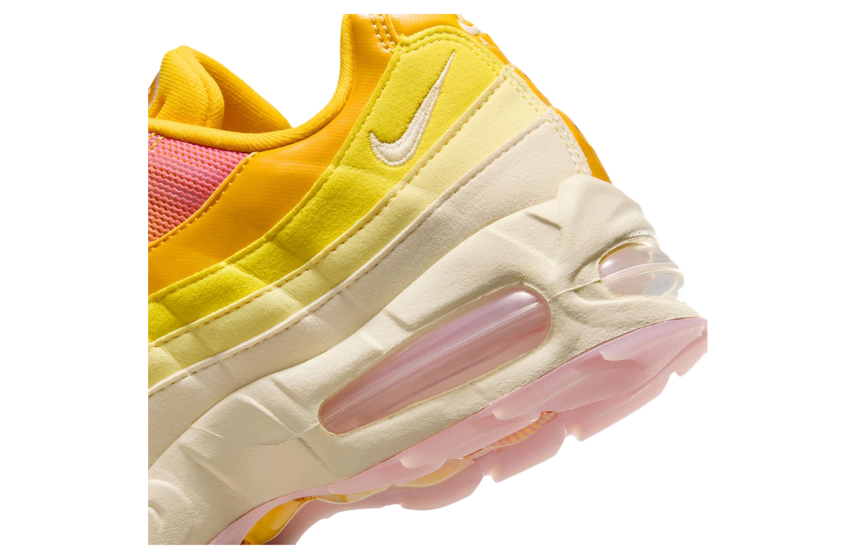 Nike Air Max 95 Sunrise Phantom / Light Crimson - Image 9