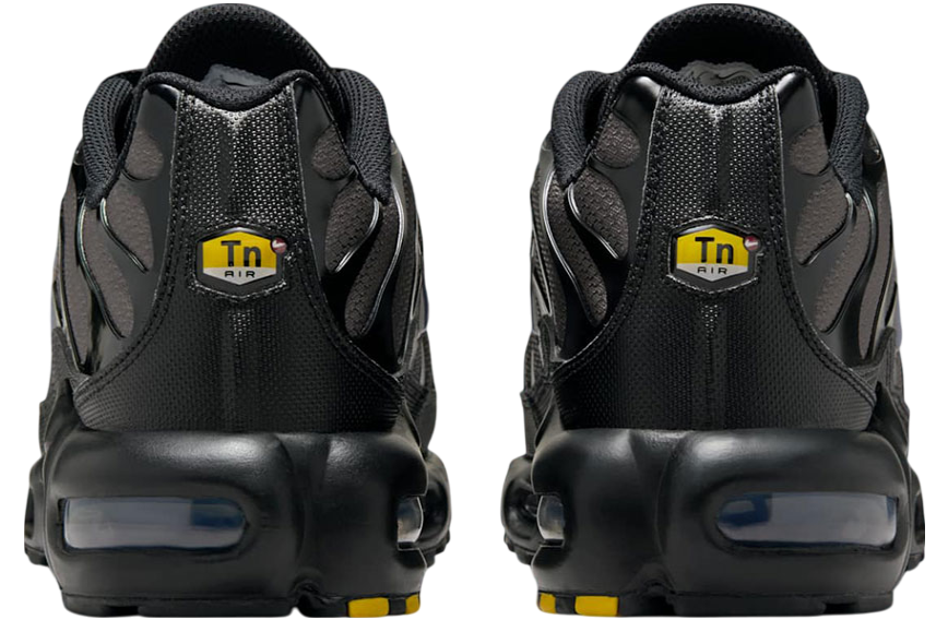 Nike Air Max Plus Black / Dark Smoke Grey - Image 4