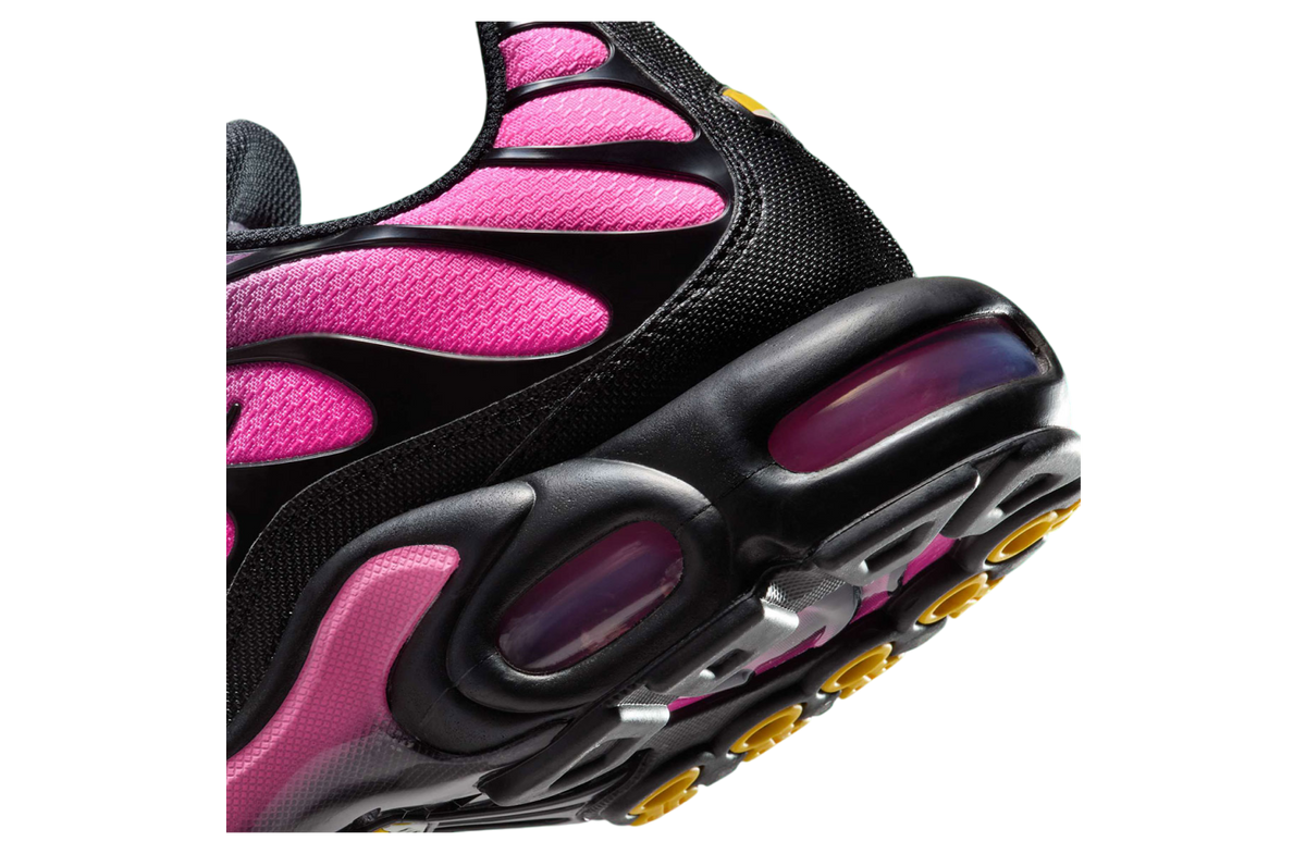 Nike Air Max Plus Black / Pink - Image 8