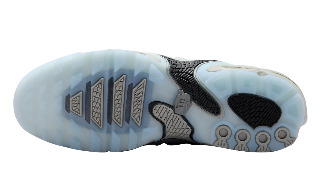Nike Air Max Plus Drift Light Smoke Grey - Image 6