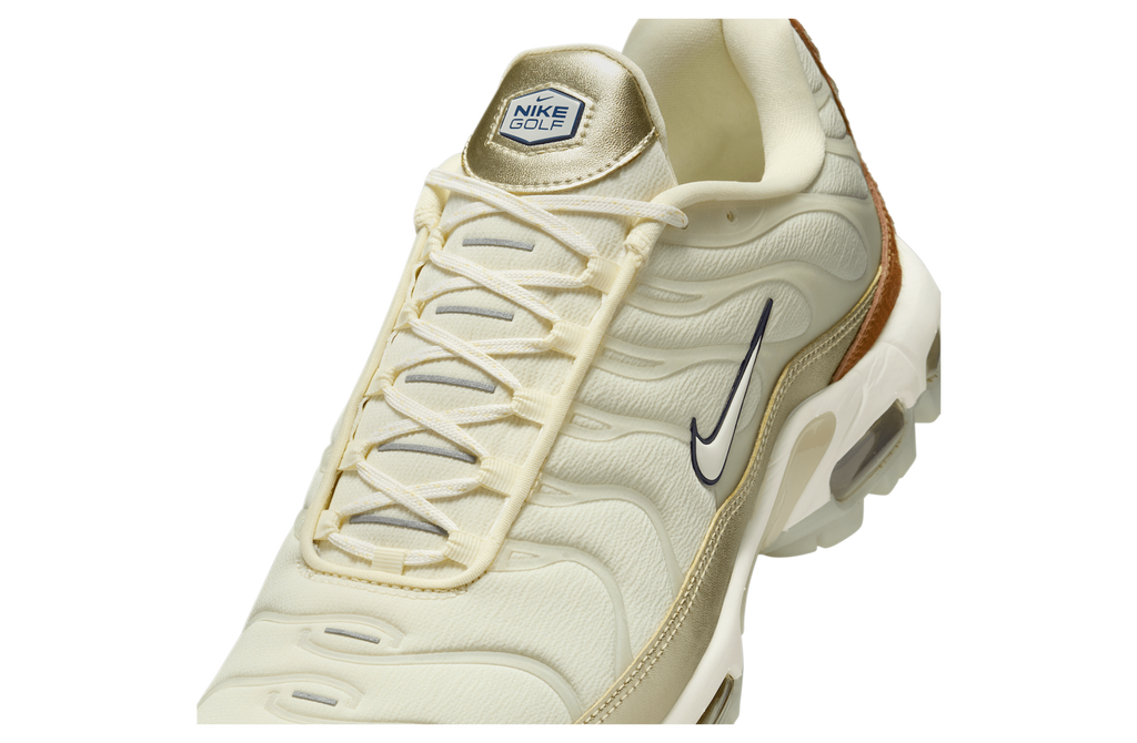 Nike Air Max Plus G Coconut Milk / Light Silver - Image 7