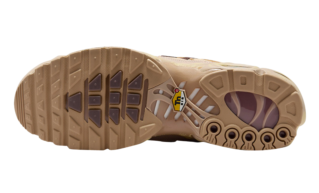 Nike Air Max Plus Sesame - Image 6