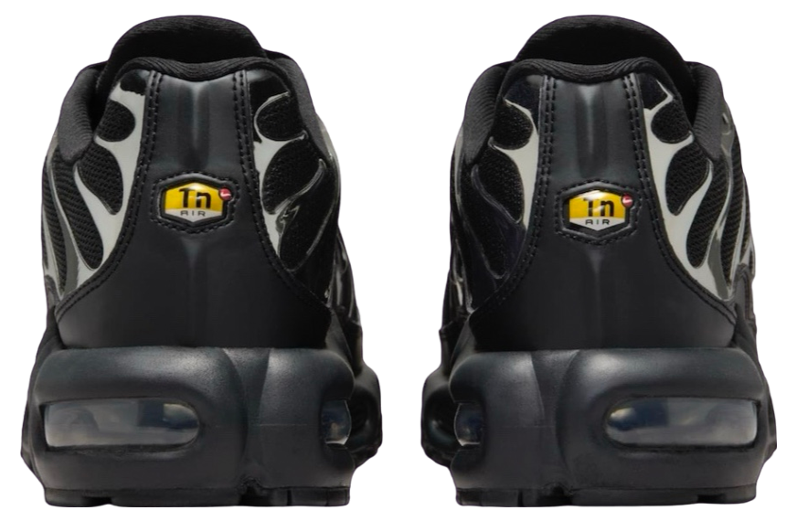 Nike Air Max Plus WMNS Black / Metallic Silver - Image 5