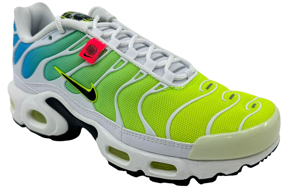 Nike Air Max Plus Worldwide Pack - Image 2