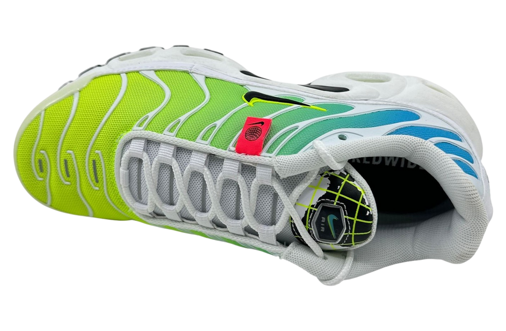 Nike Air Max Plus Worldwide Pack - Image 4