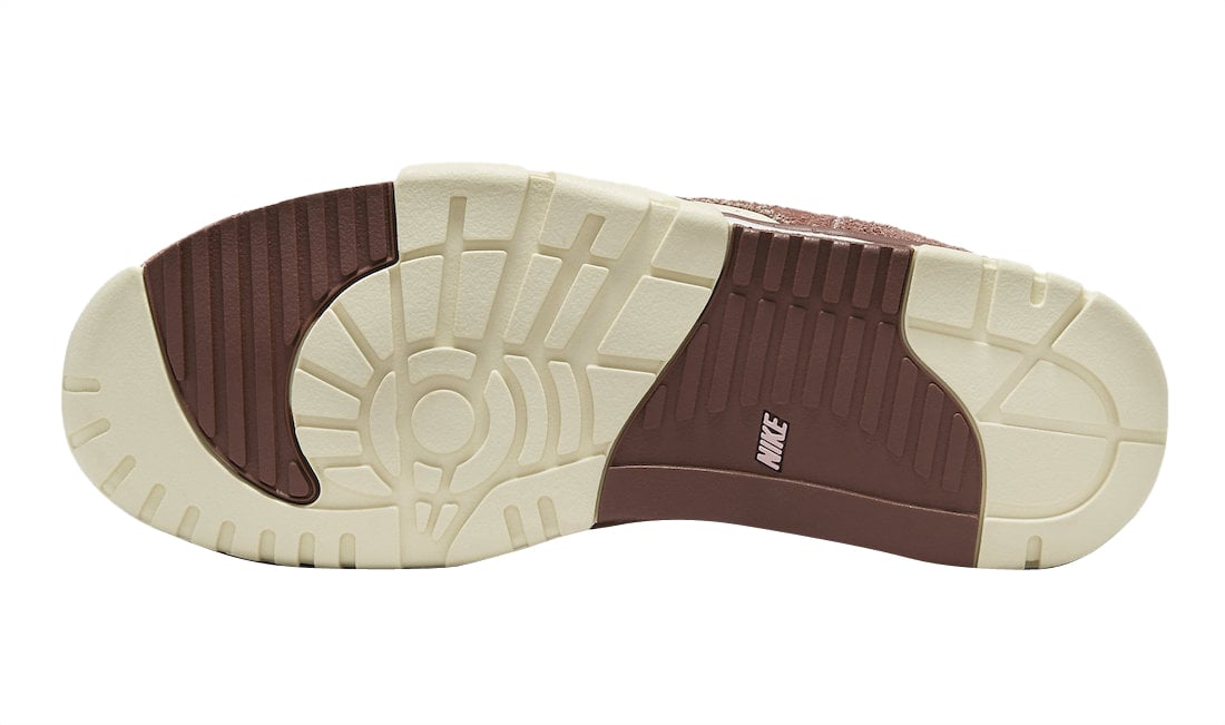 Nike Air Trainer 1 Valentine’s Day - Image 6
