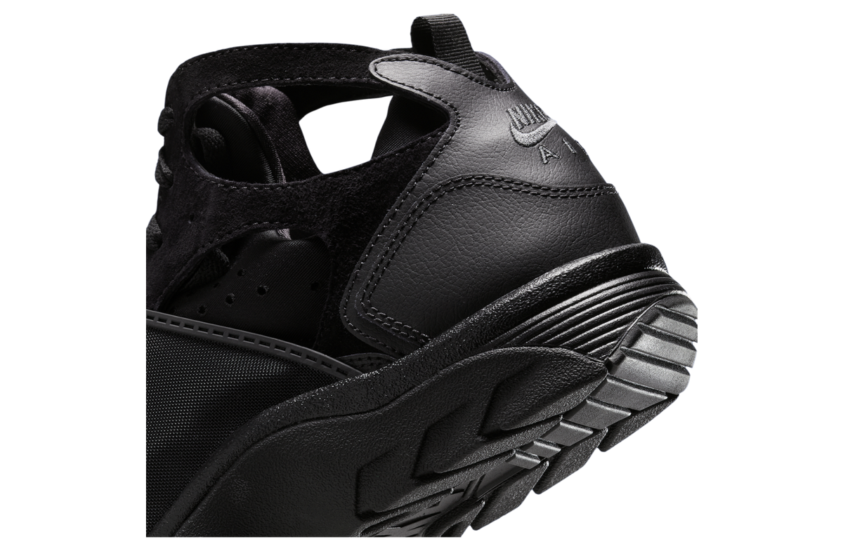 Nike Air Trainer Huarache Triple Black Black - Image 8