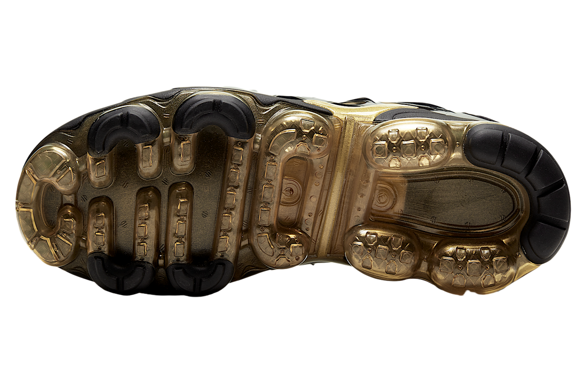 Nike Air Vapormax Plus Black / Metallic Gold - Image 2