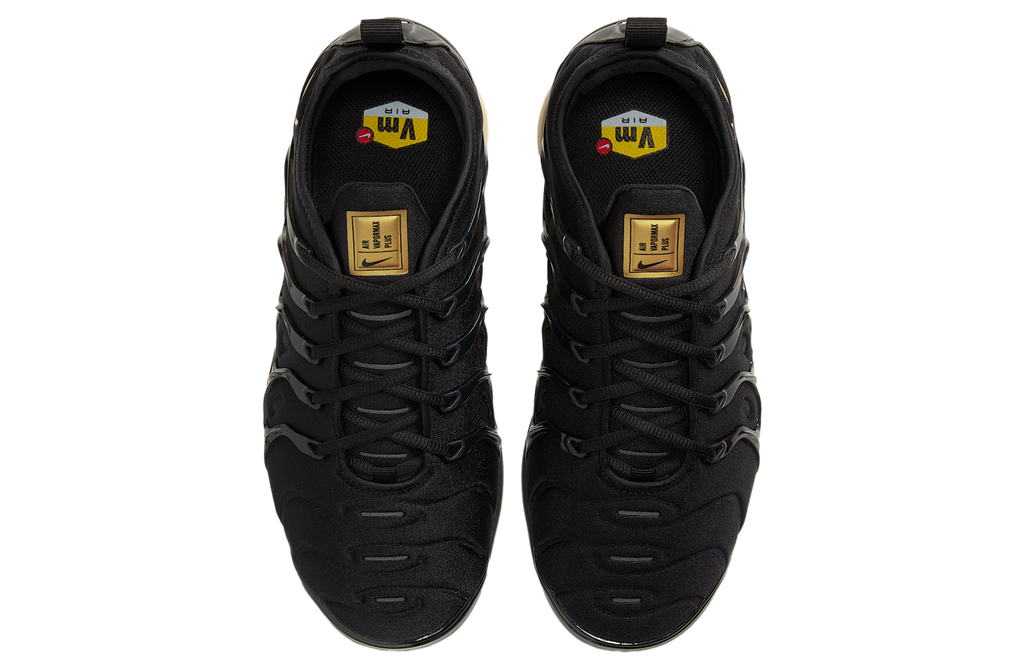 Nike Air Vapormax Plus Black / Metallic Gold - Image 4