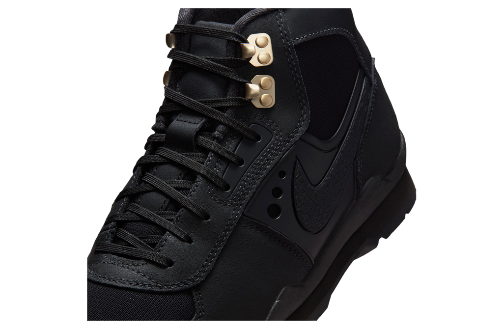 Nike Baltoro Black / Metallic Gold - Image 7