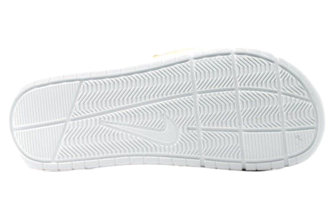Nike Benassi Solarsoft Slide Sp Liquid Gold - Image 4