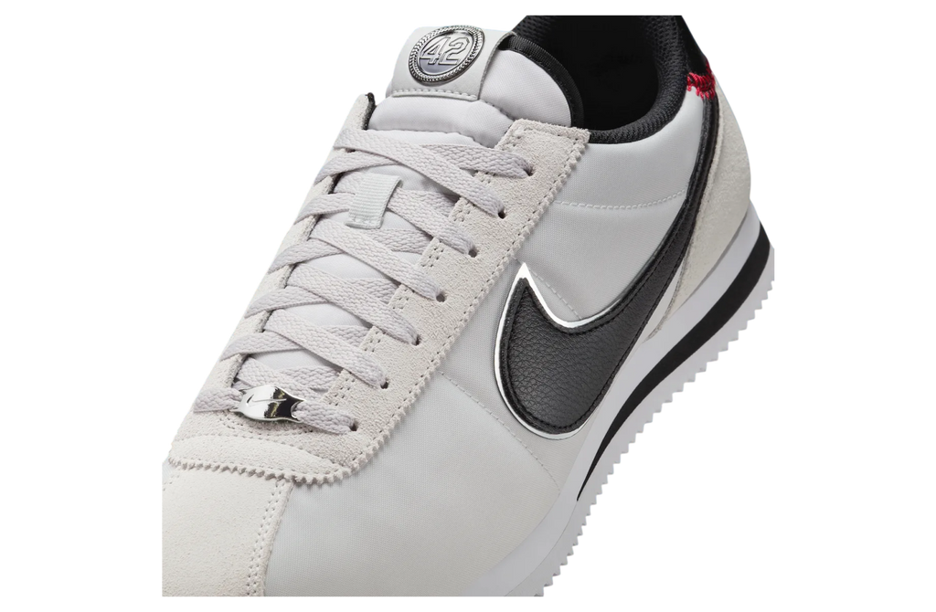 Nike Cortez Jackie Robinson Day Photon Dust / Metallic Silver - Image 7