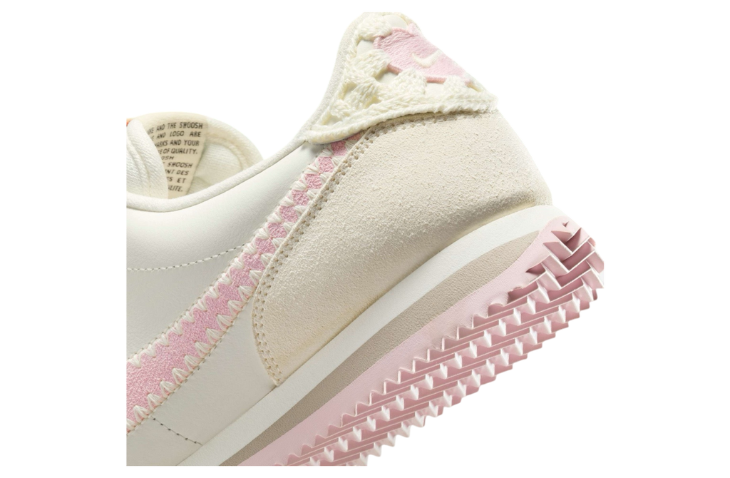 Nike Cortez WMNS Valentine’s Day - Image 9