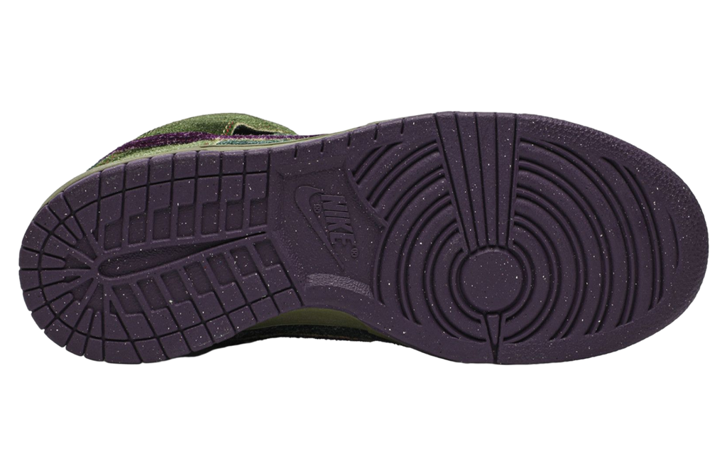 Nike Dunk High Premium SB Skunk - Image 3