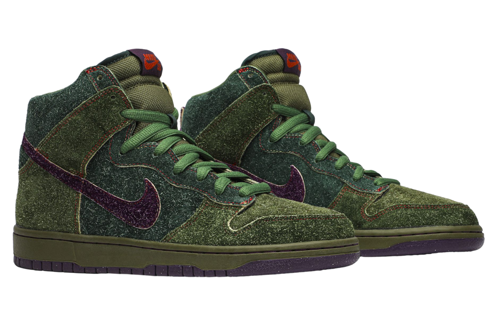Nike Dunk High Premium SB Skunk - Image 5