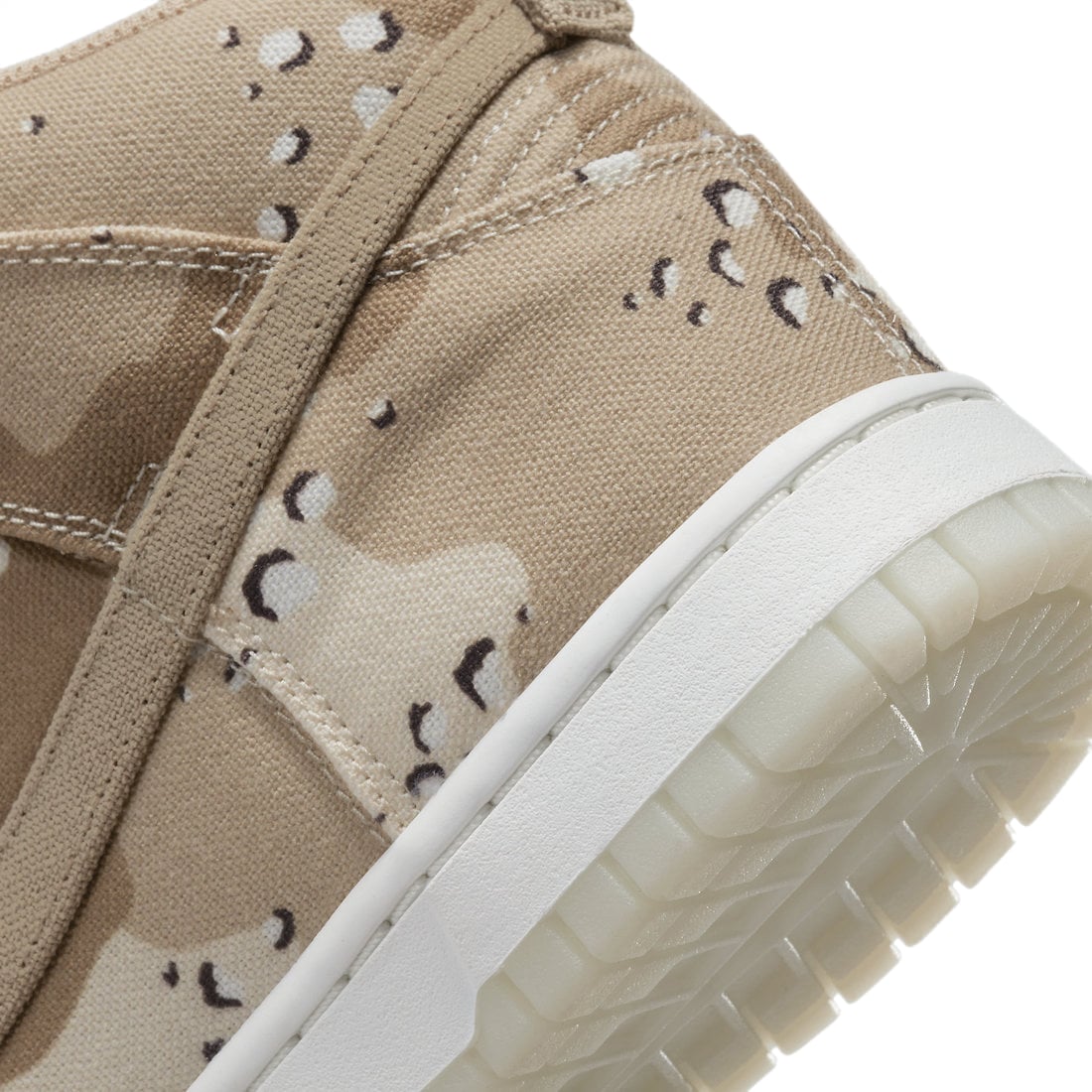 Nike Dunk High WMNS Desert Camo - Image 8