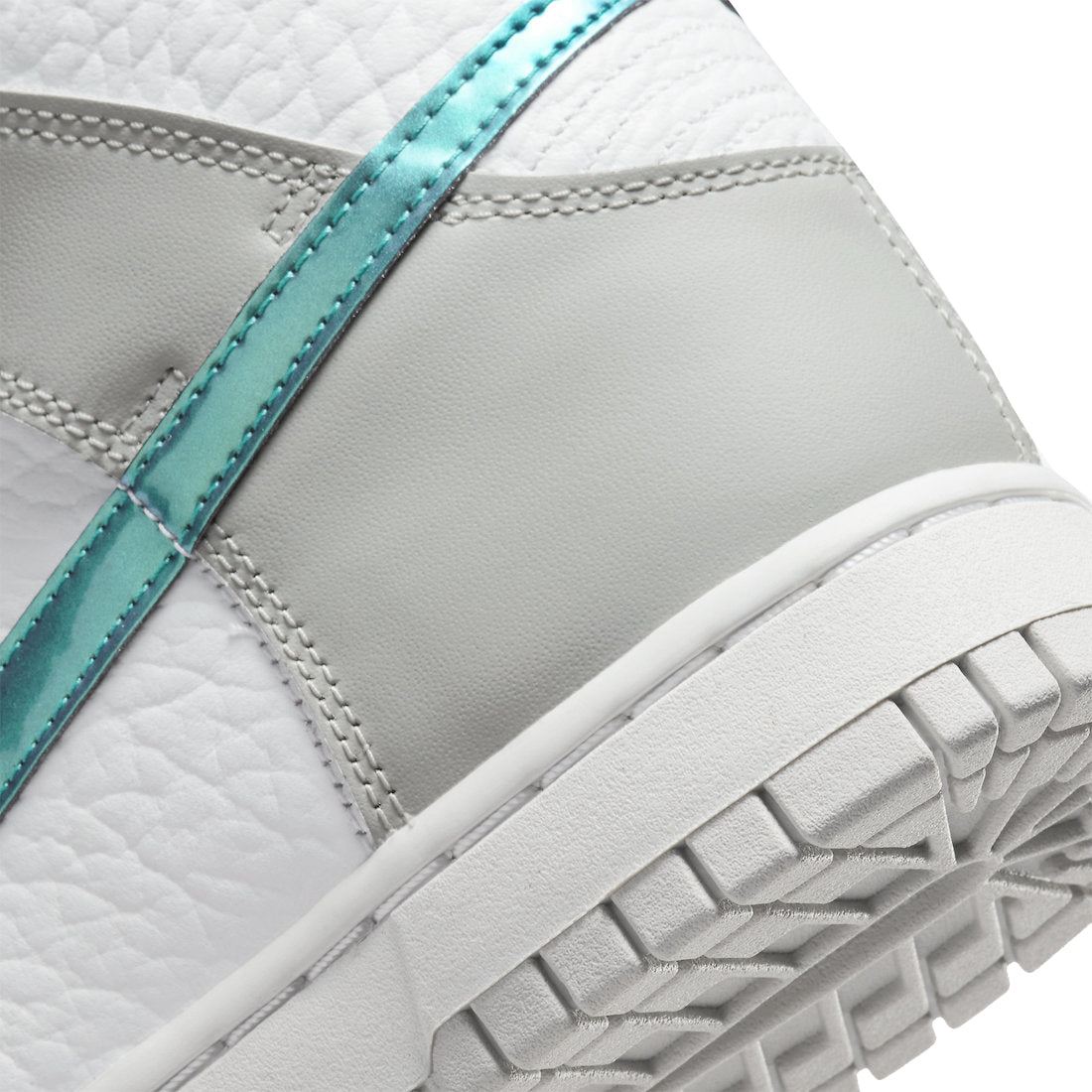 Nike Dunk High WMNS FLS - Image 8