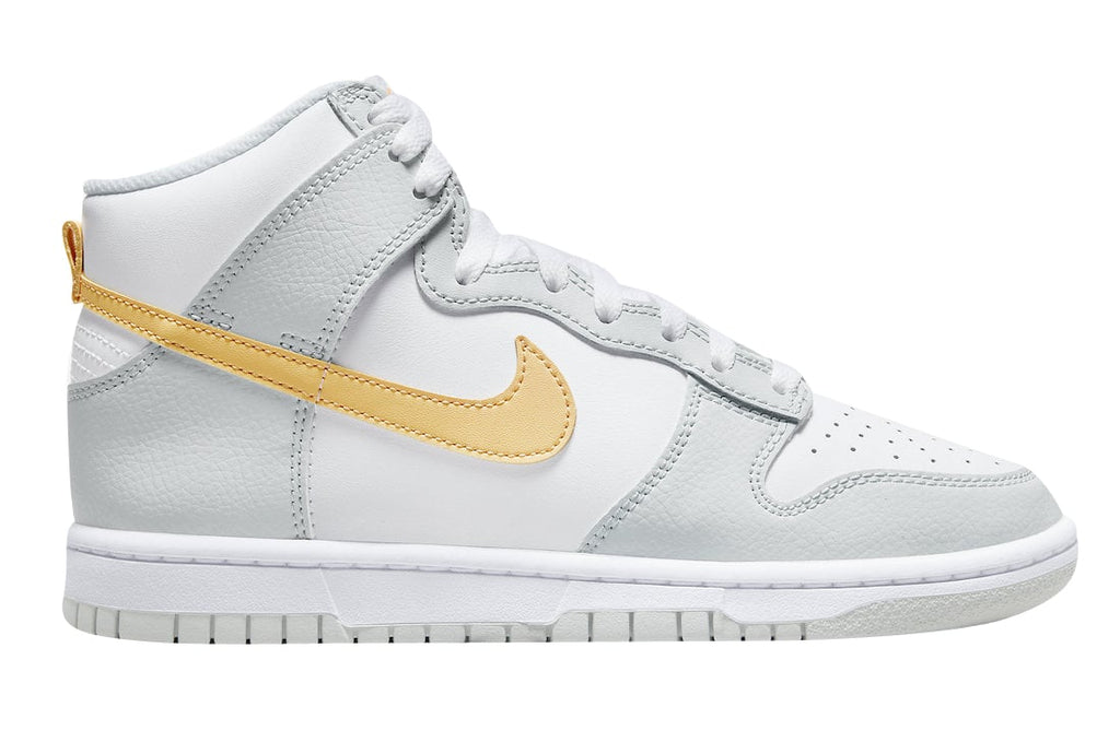 Nike Dunk High WMNS Pure Platinum Melon Tint - Image 3