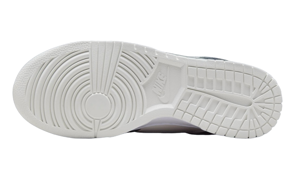 Nike Dunk Low Armory Navy Sail - Image 6