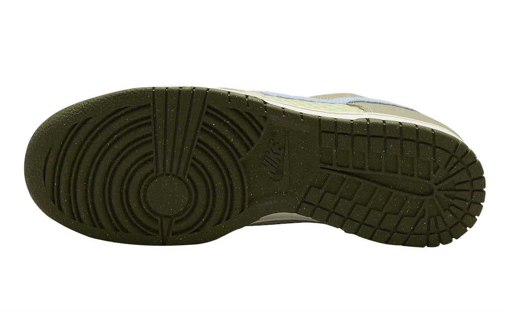 Nike Dunk Low Cartoon - Image 6