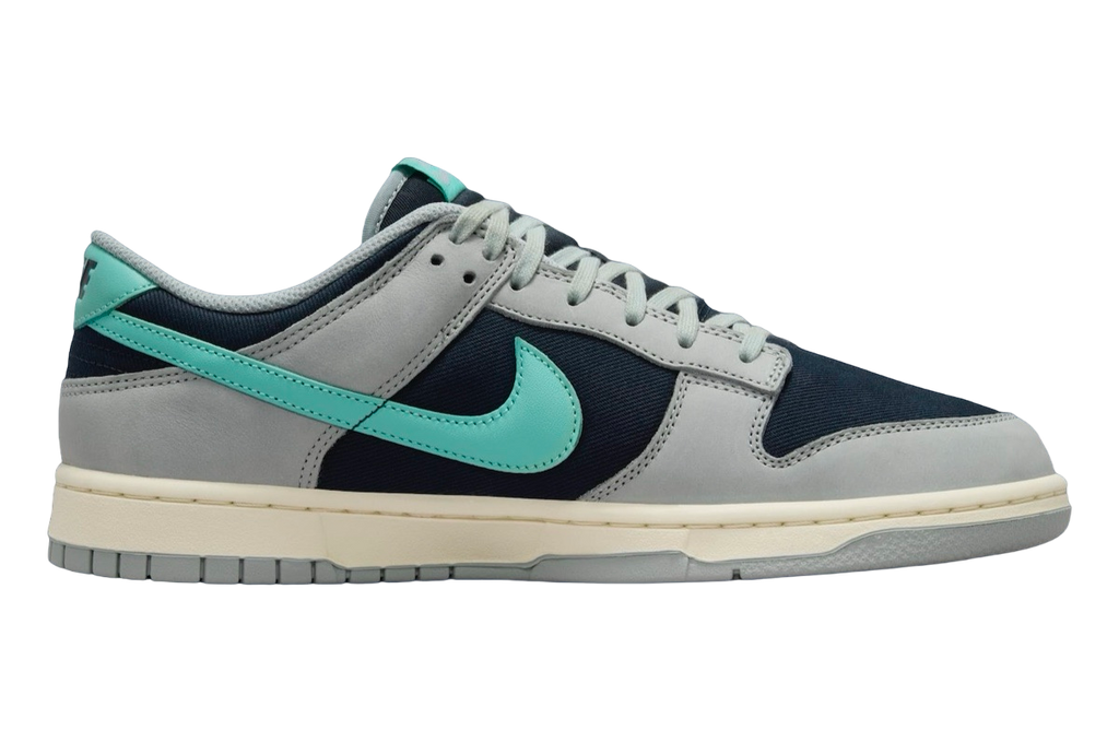 Nike Dunk Low Dark Obsidian Green Frost - Image 5
