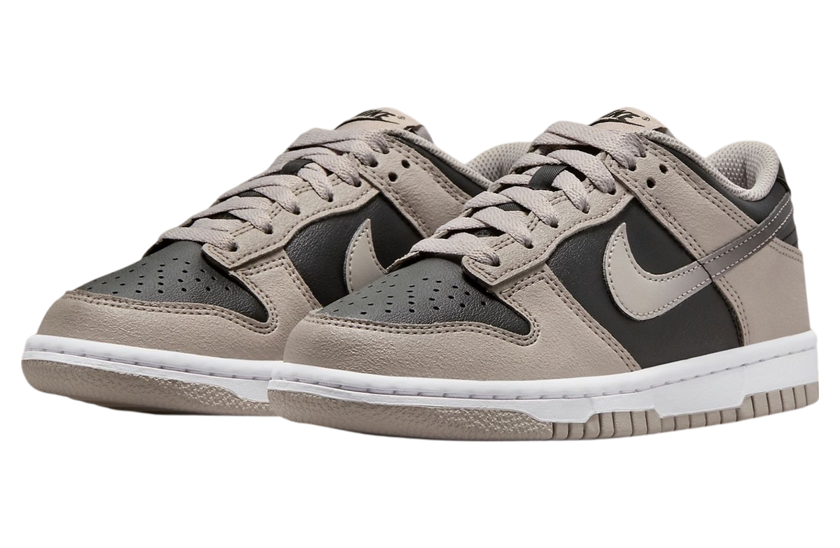 Nike Dunk Low GS College Grey / White - Image 4