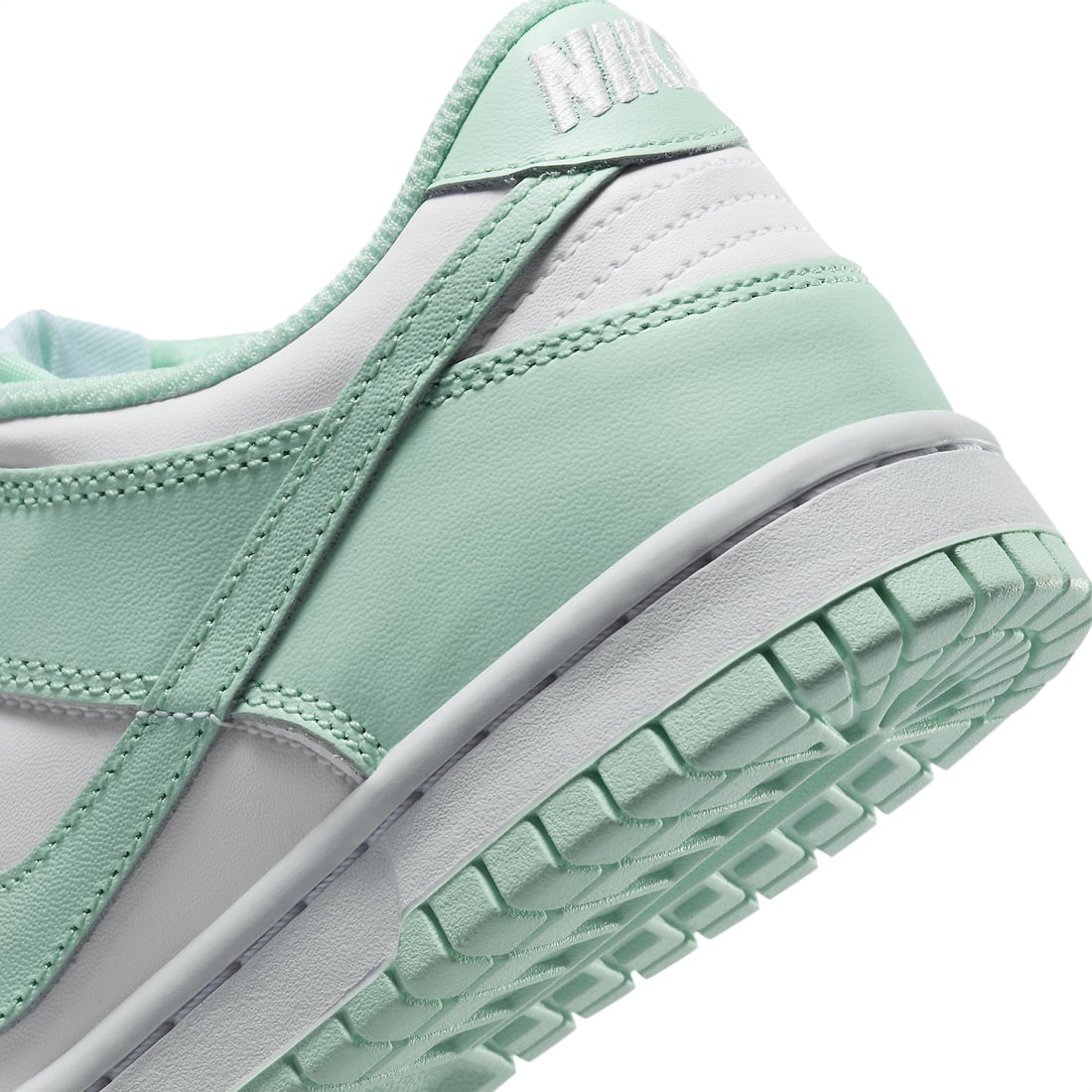 Nike Dunk Low GS Mint Foam - Image 8