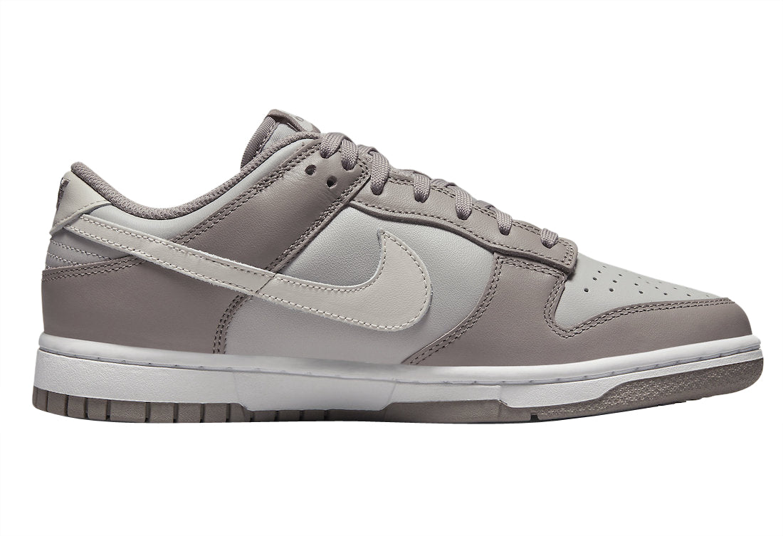 Nike Dunk Low Light Grey - Image 3