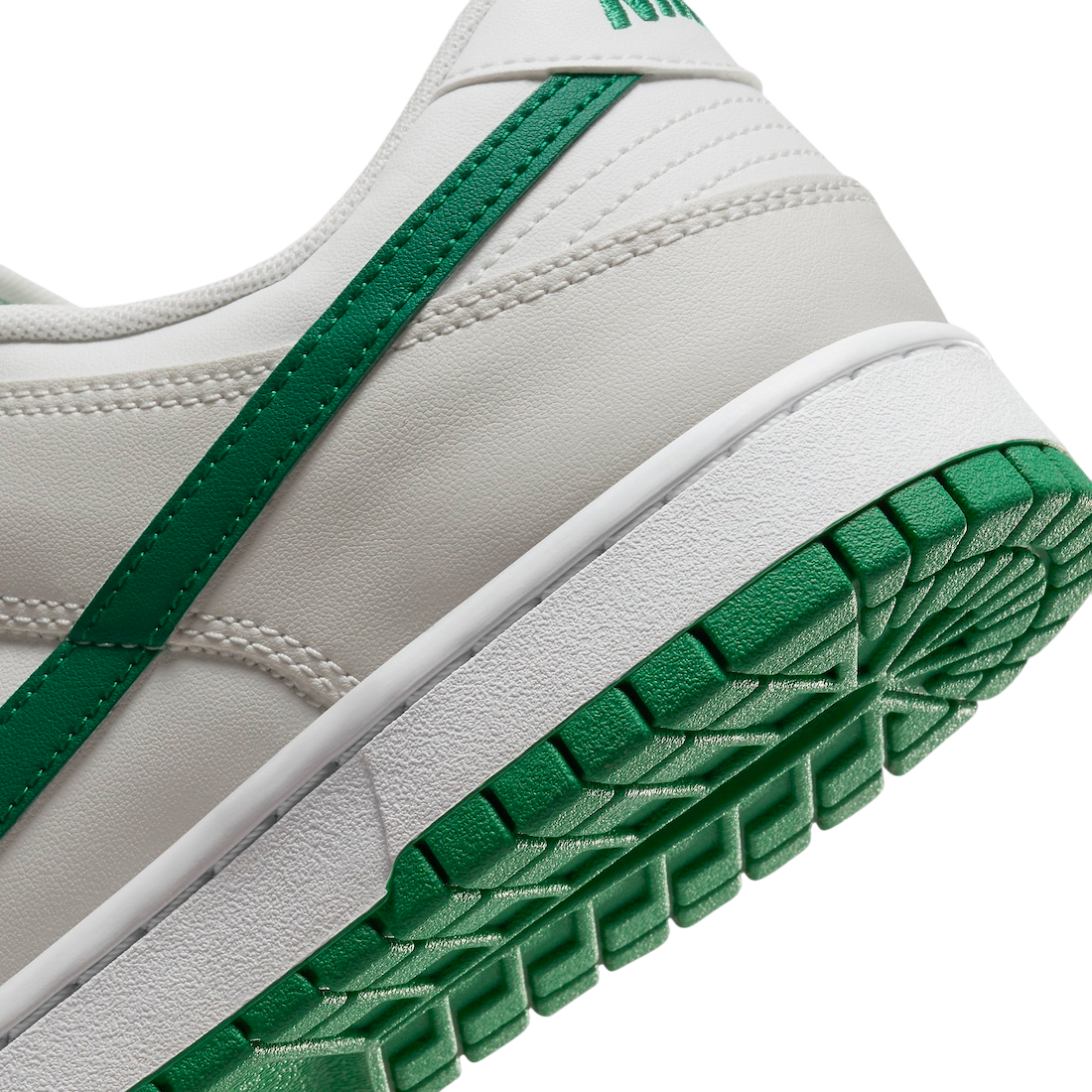 Nike Dunk Low Malachite - Image 8