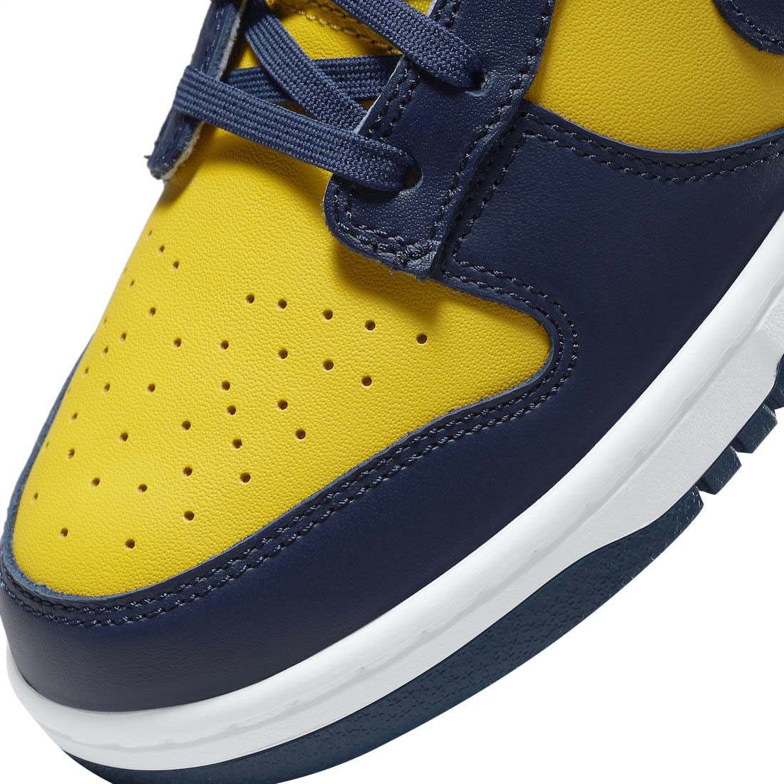 Nike Dunk Low Michigan - Image 7