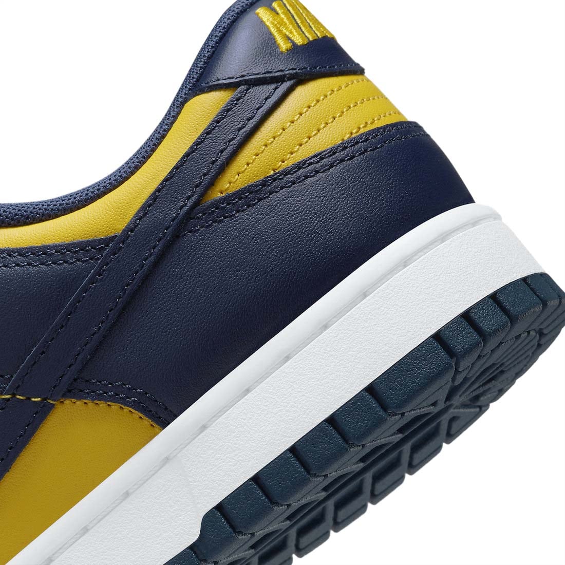 Nike Dunk Low Michigan - Image 8